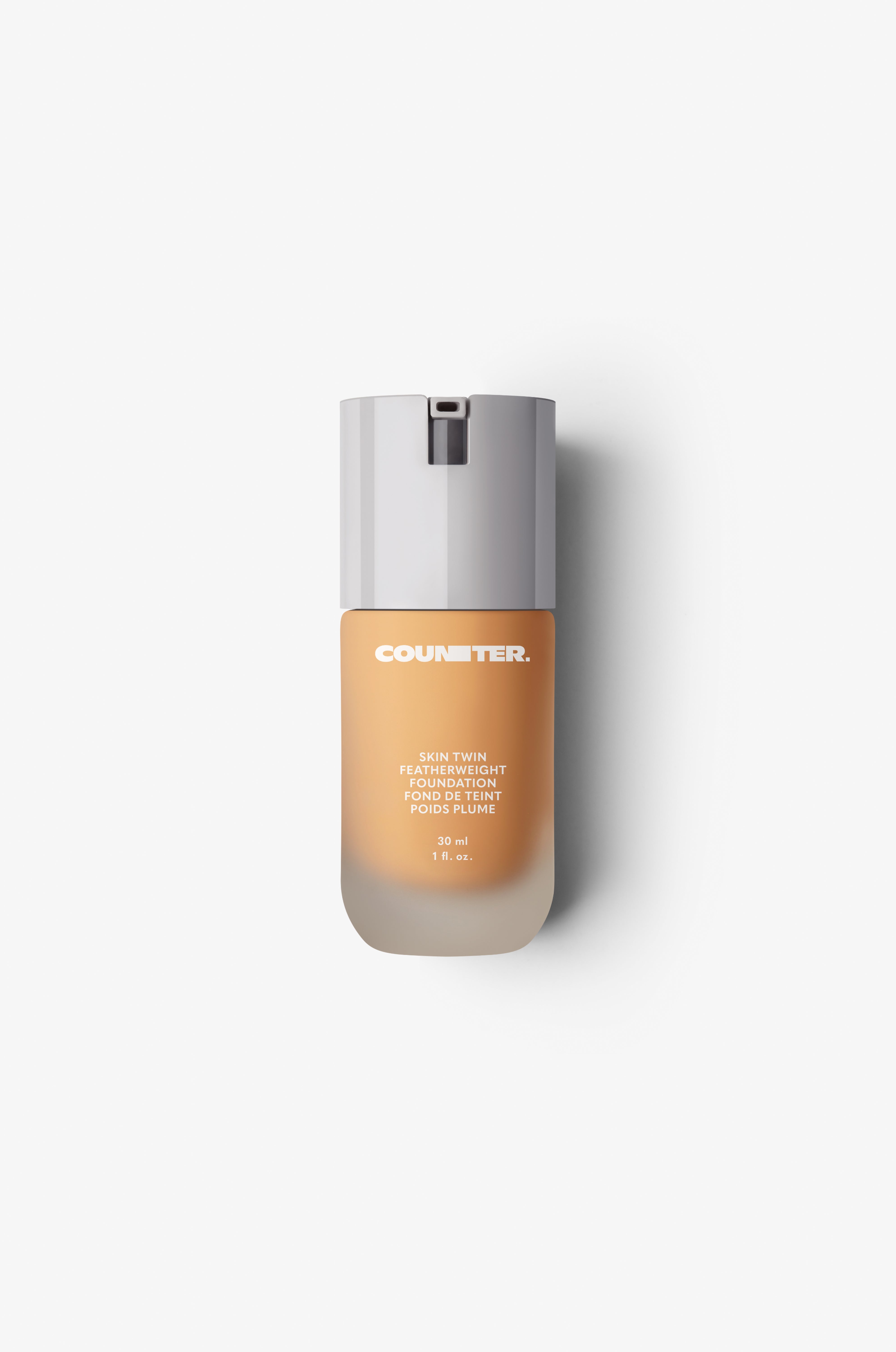 Displays the glass bottle and white lid with foundation shade 350.