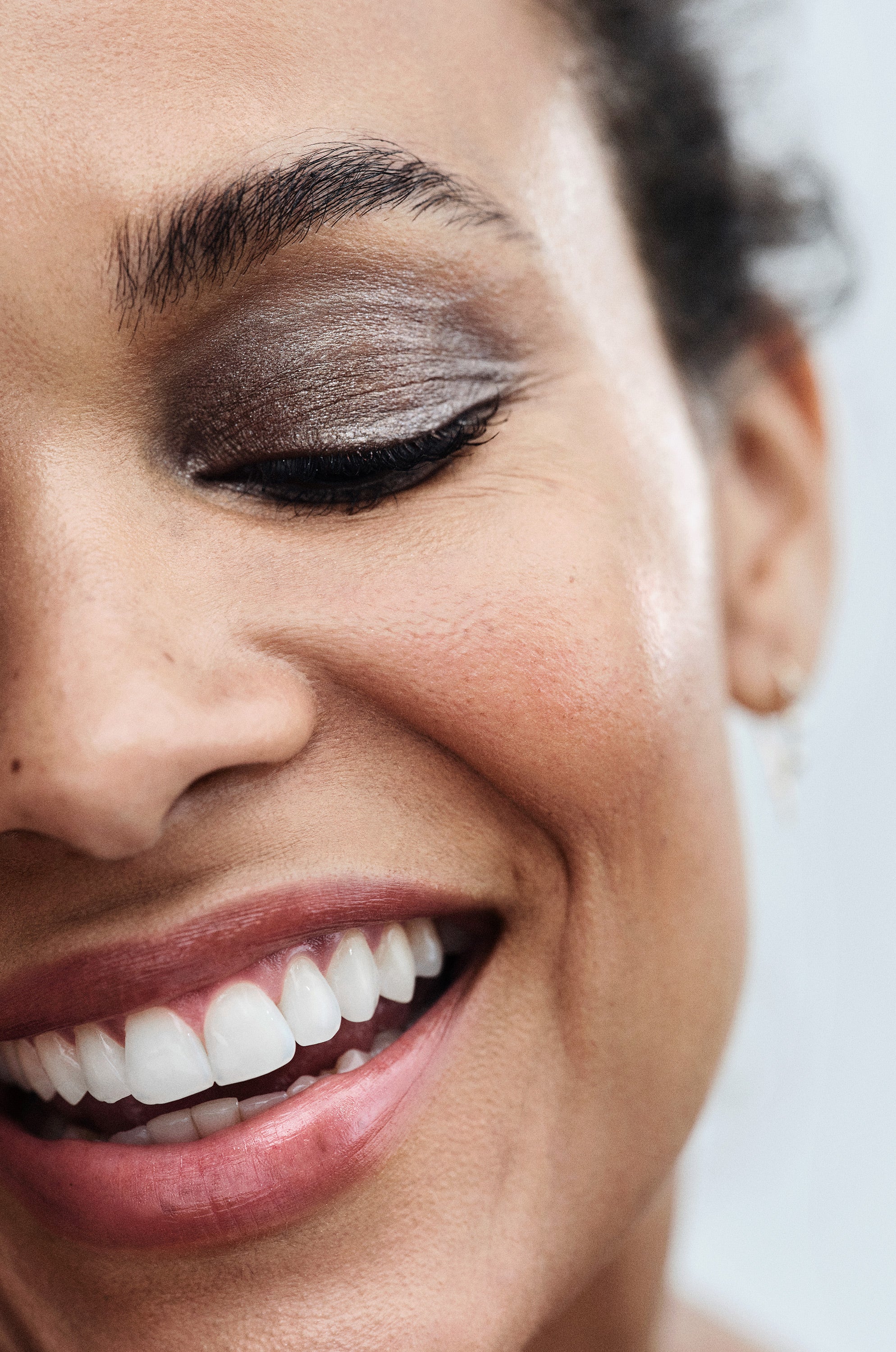 Counter: Lid Glow Cream Shadow - Crease-Proof, Luminous Color