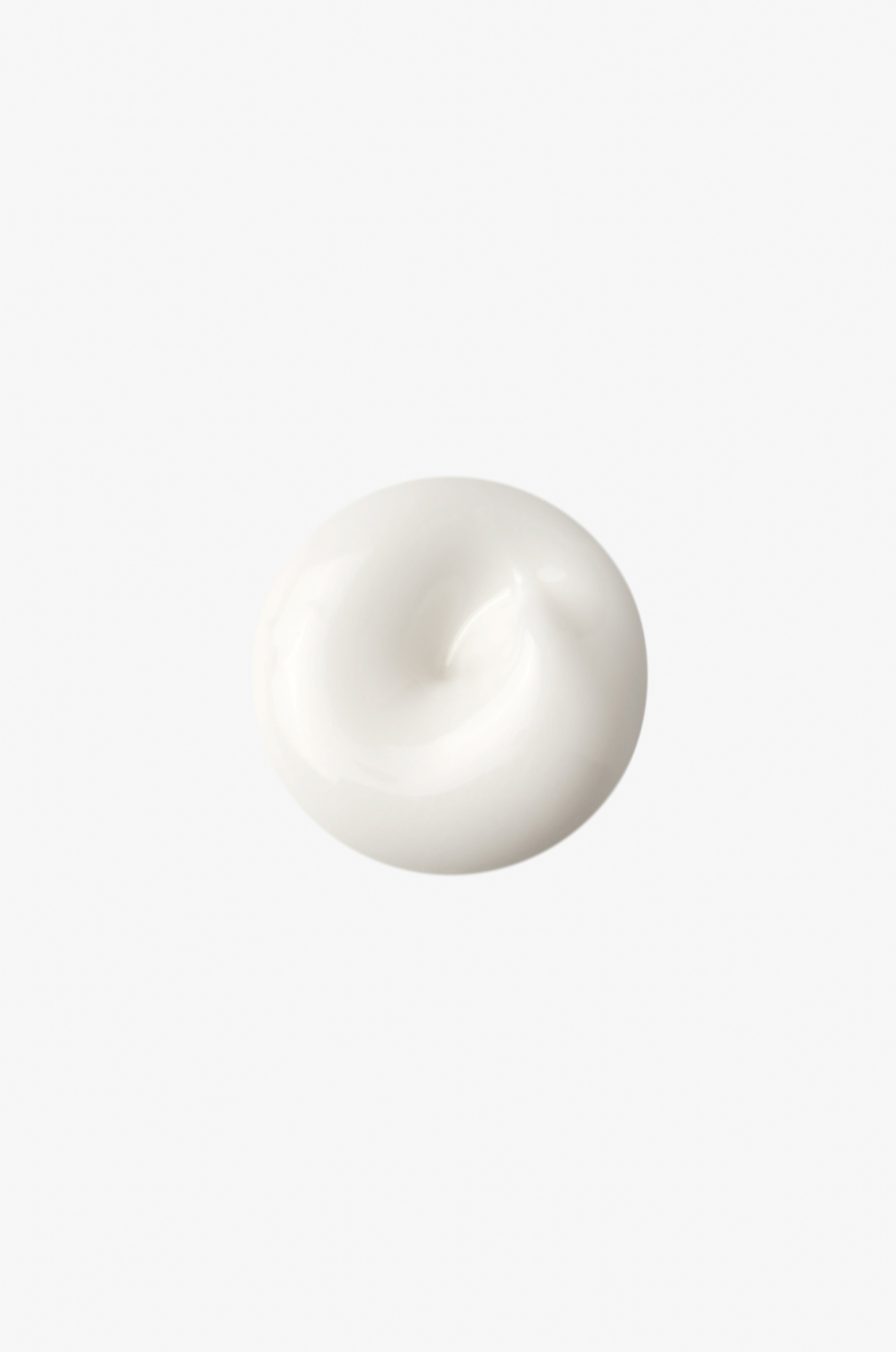 Displays a white droplet of countertime antioxidant soft cream. 